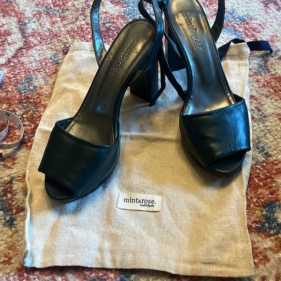 Mint & Rose Arlena Block Heel Size 10 dark green - Picture 11 of 11